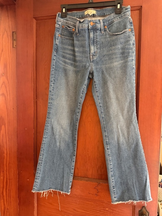 Madewell Denim - Madewell Mid-Rise Kickout Jeans Size 28